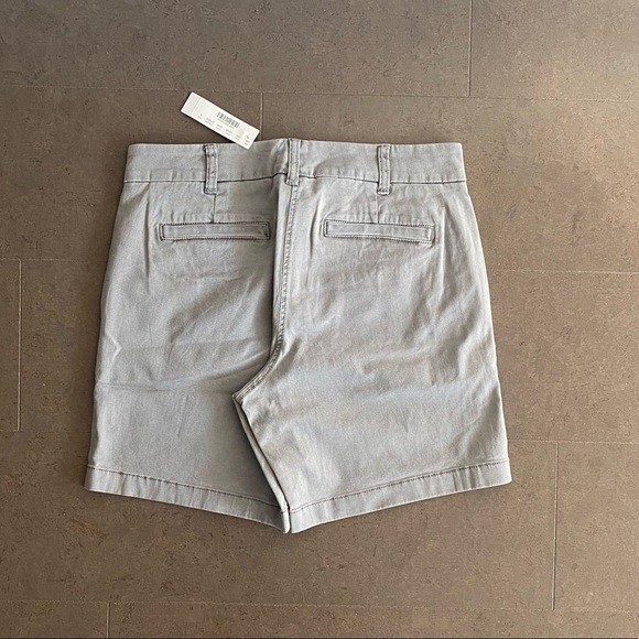 Nwt J Crew shorts grey Size 4 - Picture 5 of 5